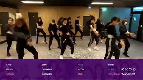 IZ*ONE (아이즈원) - 환상동화 (Secret Story of the Swan) Center Distribution Demo Version