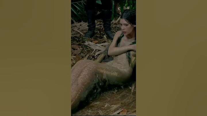 The mermaid's tail transforms into legs 😯✨️ | Pirates of the Caribbean #shorts