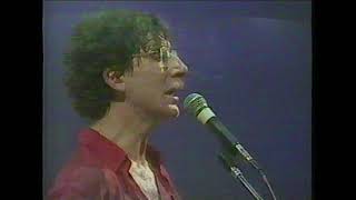 CHARLY GARCÍA - "A punto de caer" (HD) - Gran Rex, 1989 chords