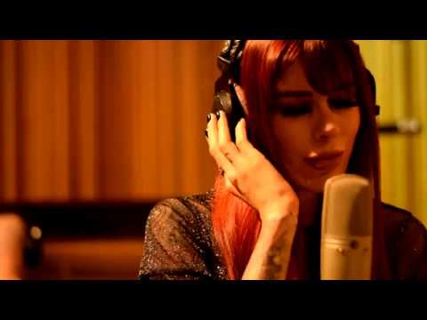 MOVE OVER - Shallow (Acoustic Session)