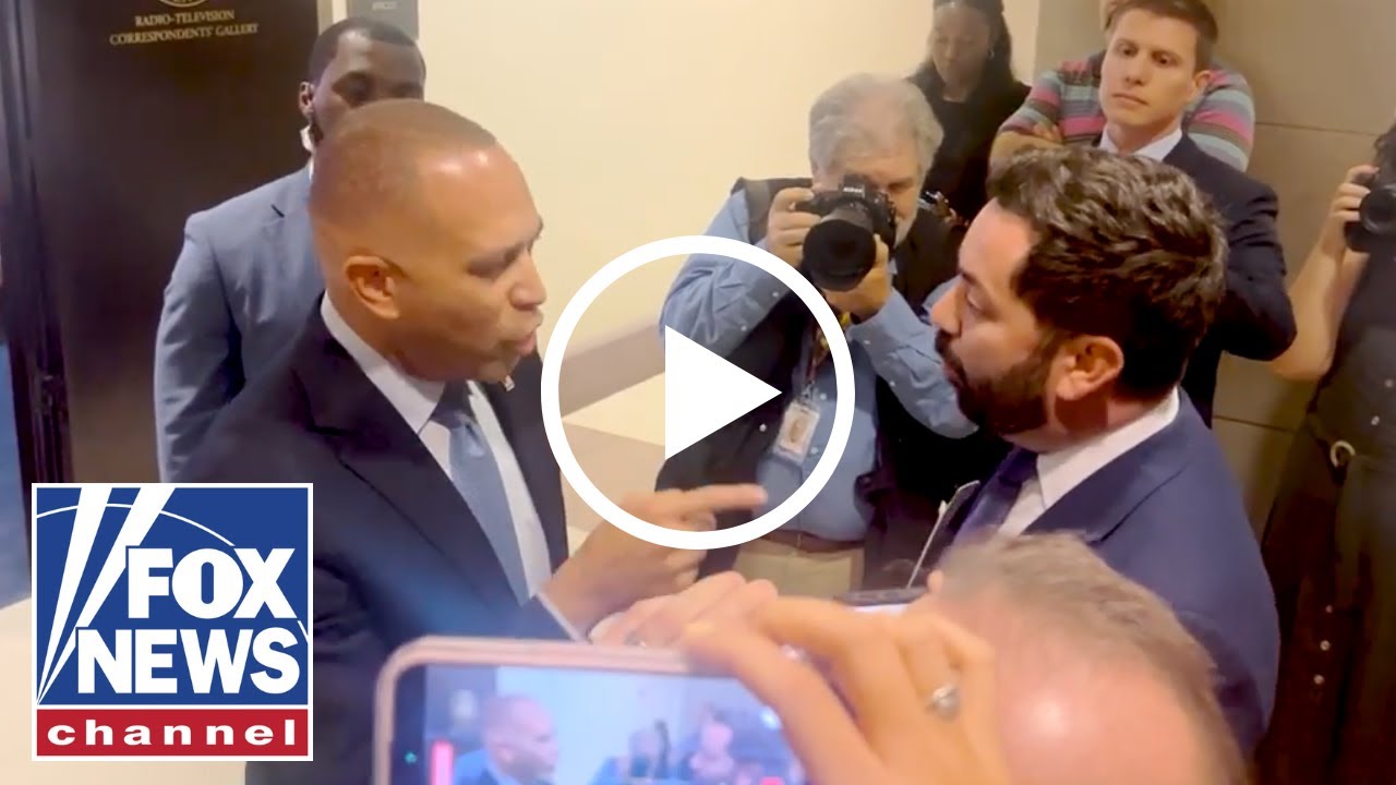 ⁣'KEEP YOUR MOUTH SHUT': Dem leader, House Republican go nose-to-nose in hallway spat