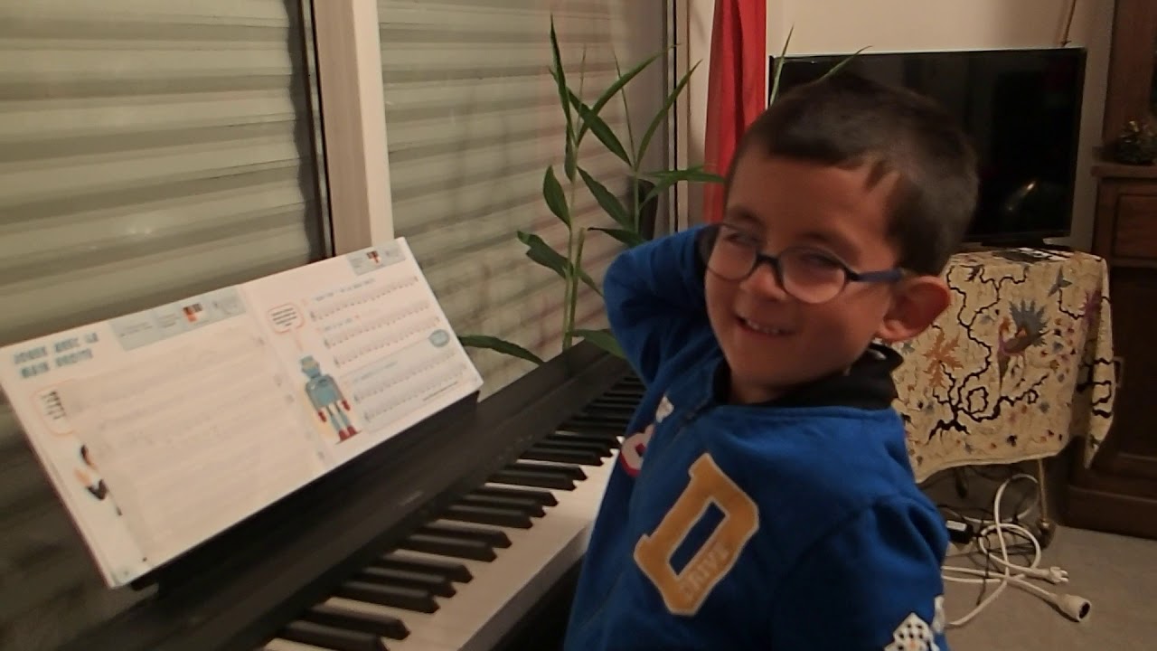 Regarder La Leçon De Piano Après la première leçon de piano 5 - YouTube