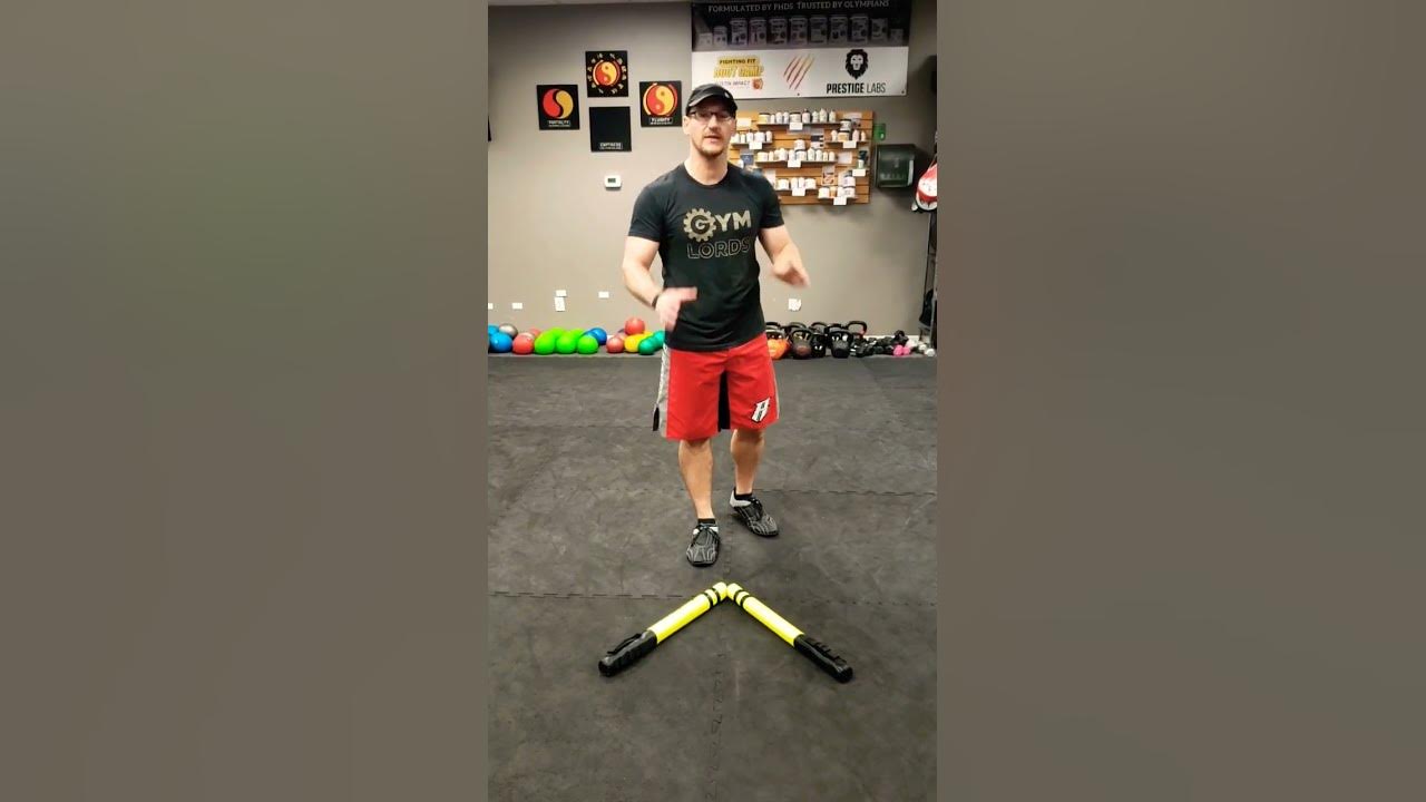 Triangle Footwork Drill To Learn The Switch Step Kickboxing Basics