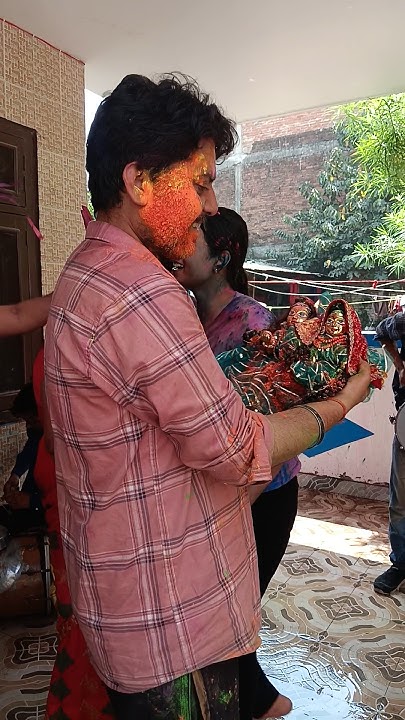 maa ke saat holi