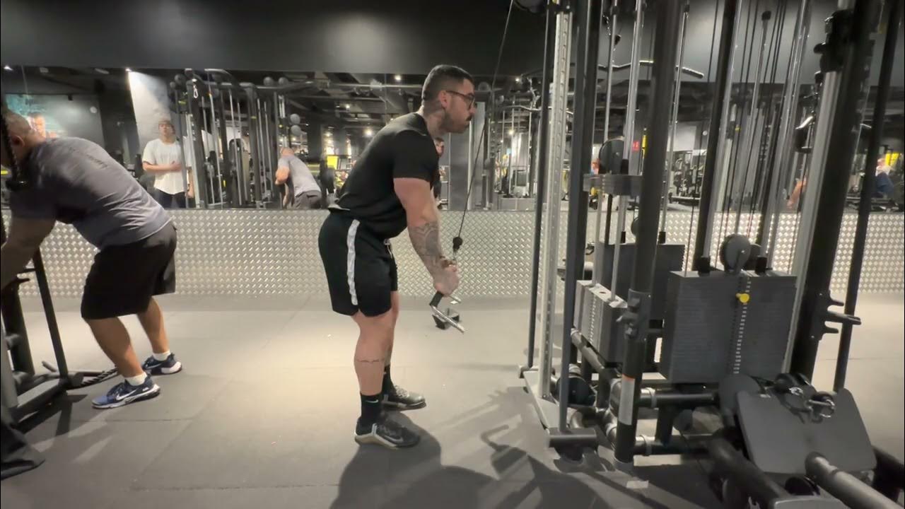 EXTENSION DE TRICEPS CON SOGA EN POLEA BAJA YouTube