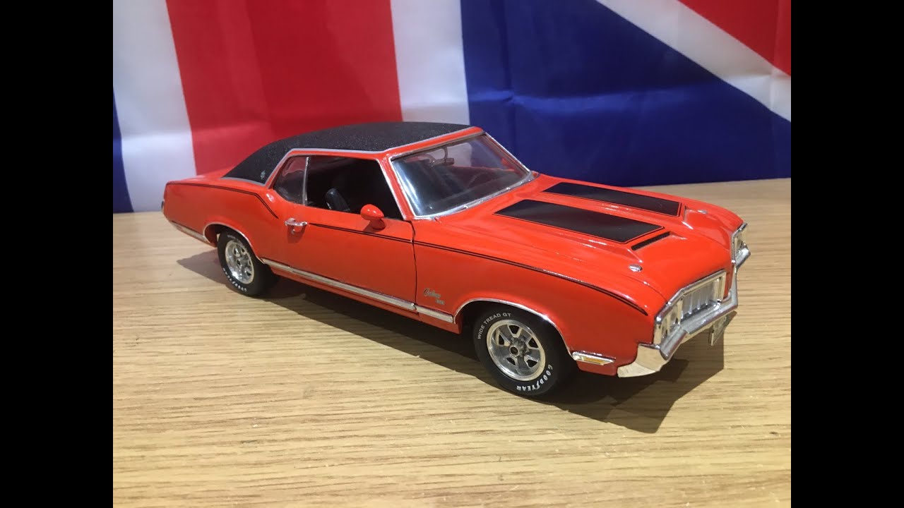 1:18 ERTL Elite Edition 1970 Oldsmobile Cutlass SX - YouTube