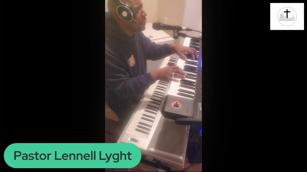 MOMENTS IN WORSHIP- Covenant Keeper/Pastor Lennell Lyght