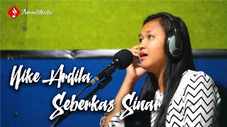 Nike Ardila - Seberkas Sinar (cover) || Vivi (AnomaliMedia)