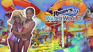 Rigby's Water World  💦 water park fun With The Dennis Sisters
