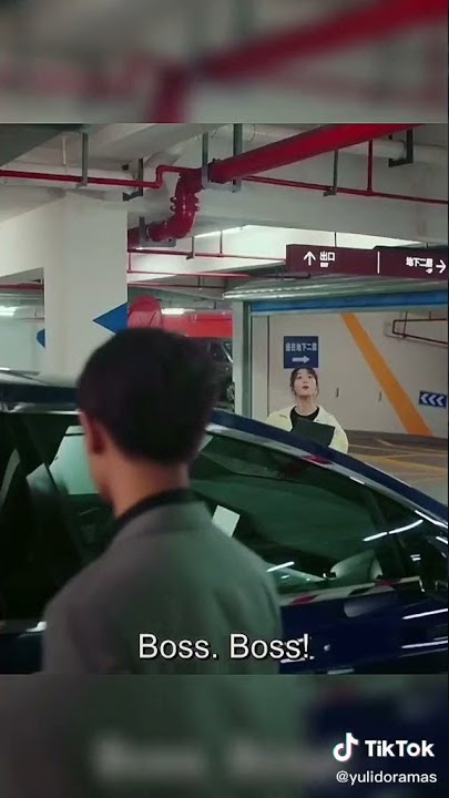 Miss Crow With Mr. Lizard                   Xing Fei & Allen Ren