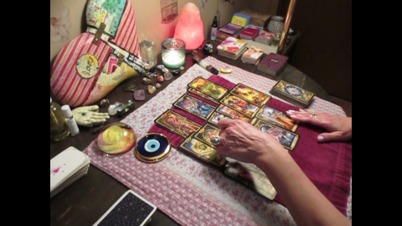 CANCER!! OMG THIS IS BEAUTIFUL! All they want is you! (Sorry it's fuzzy). LOVE TAROT