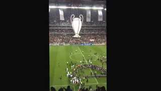 Real Madrid Festejando la Décima en Lisboa tras ganar la Champions.