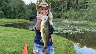Catching Bass From The Bank! Wife Shows Husband How It's Done! / Bass Fishing / Lunker Bass