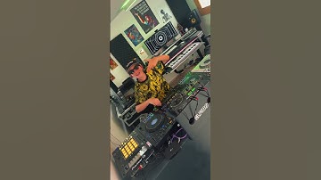 You’re listening to the next generation of DJing 🎧 #dj