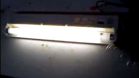 C7 twinkle bulb ballasted F15T8