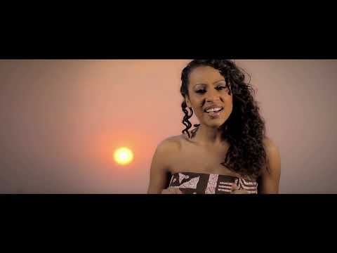Miguelito feat Teeyah - Mon Bébé [Clip Officiel]