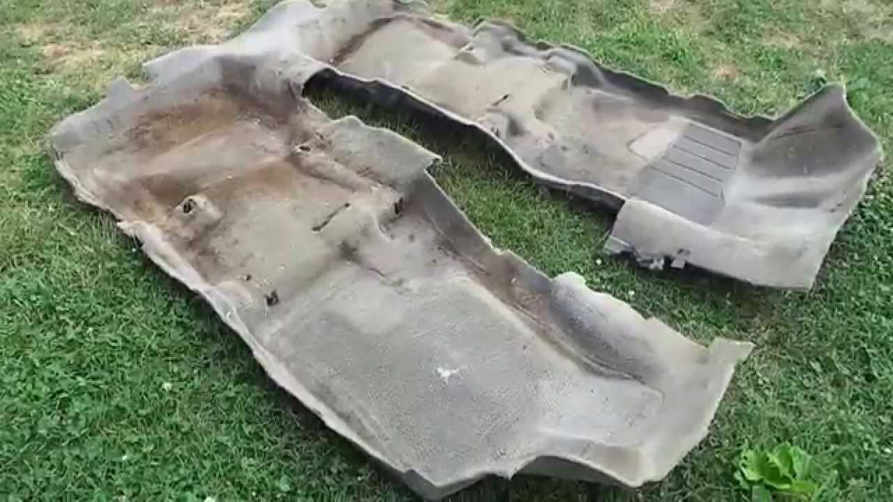 Detailing And Restoring The Interior Of The Saturn