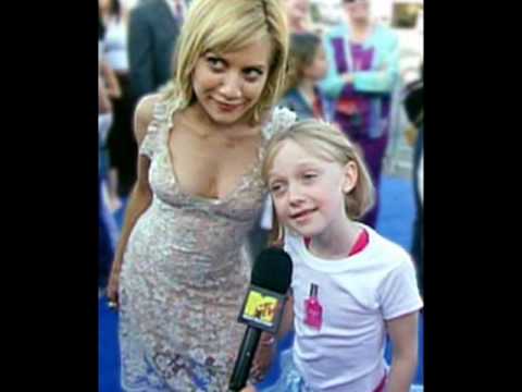 Brittany Murphy & Dakota Fanning ~ Halleluja RIP