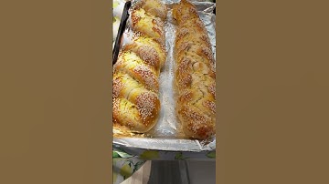 Thumbnail of 🕊💐#shabbatshalom #hebrewguru #rabbiyakira #challa