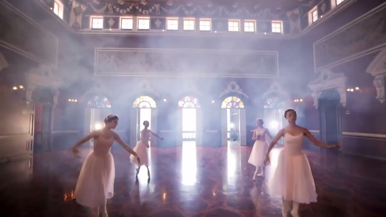 Himno Nacional de El Salvador interpretado por la Budapest Scoring Orchestra