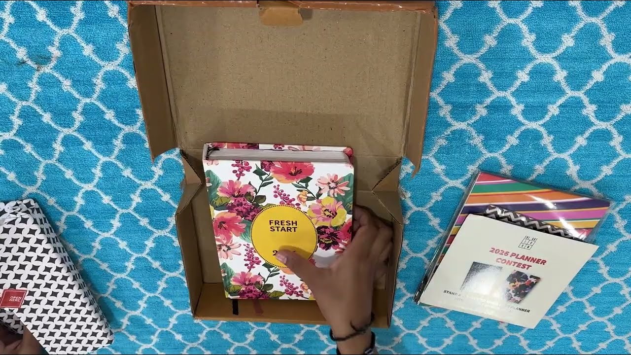2026 Planner unboxing and flip through from The Art Loom