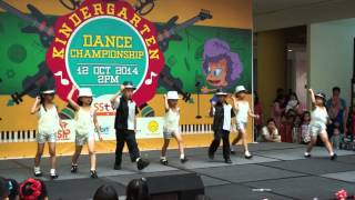 Michael Jackson New Dance - by Ringrose Kindergarten