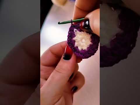 Вяжу крючком бабушкины квадраты для Кардигана #вязаниекрючком #бабушкинквадрат #кардиганкрючком