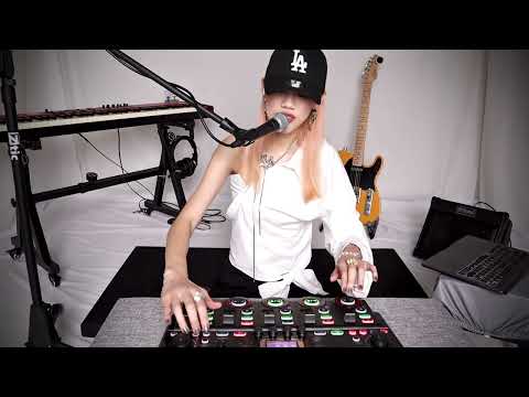 Karencici Bad Girls Behave Cover