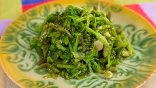 Minari side dish (Fresh Korean greens: 미나리무침)