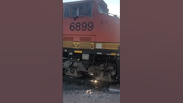 Back engine of BNSF manifest