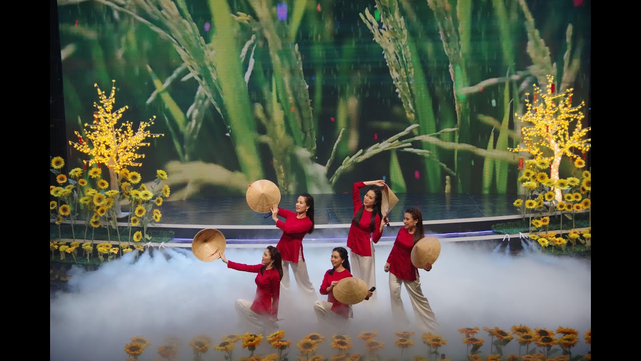 Đàn sáo Hậu Giang - Tốp ca nữ Đoàn Văn công Quân khu 9