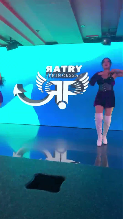 Dj ratry princessa at bfashion jakarta