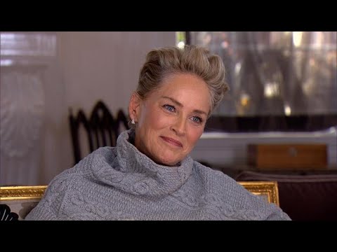 Video: Sharon Stone Bigs Up Collymore'i sõrme imemise oskused