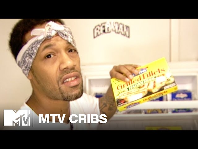 Redman's Staten Island 'De La Casa' (2001) | MTV Cribs class=