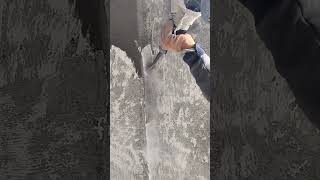 Proper Way to Strip Old Wall Coatings with Pneumatic Tools 🛠️