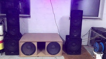Jbl vtx b28 (Dual 18”), thornton 2xse212 2x15se, nad c326bee, T.amp ta-2400mx, behringer nx3000.