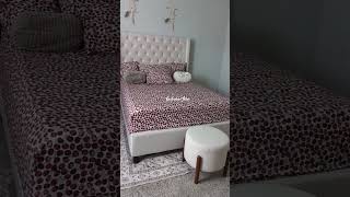 Unboxing - Duluth Upholstered Wingback Bed