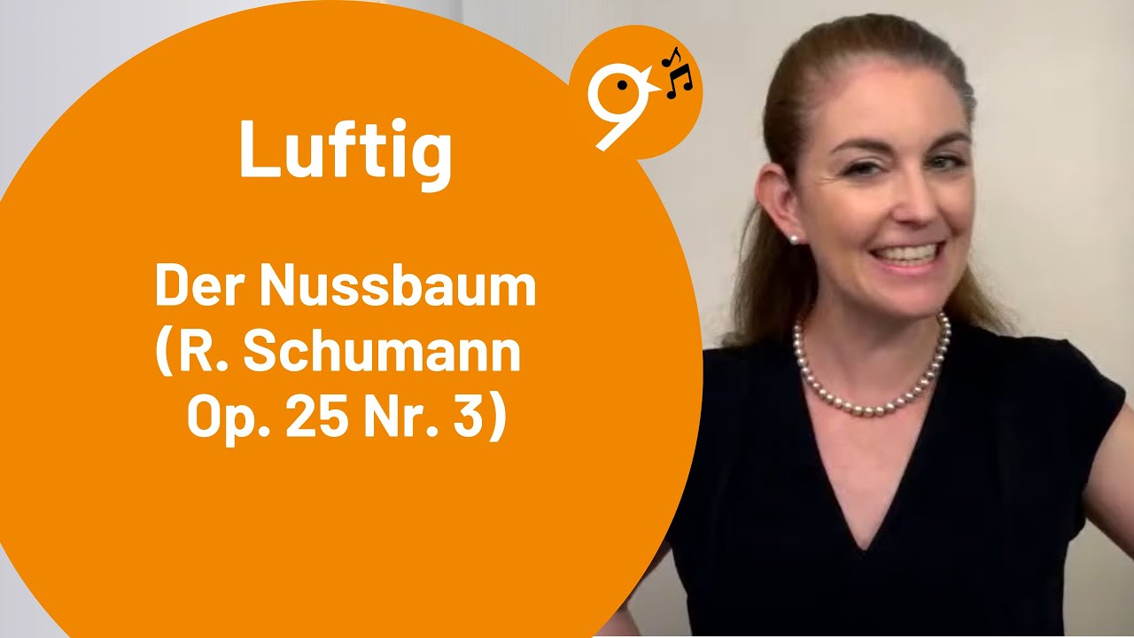 Singt mit uns zusammen ein! Macht mit! Spürt die Gemeinschaft mit Tausenden in Europa gemeinsam einzusingen. Zusammen einzusingen macht mehr Freude. Täglich sind wir mit einem neuen Einsingen für Euch da! Jede Woche zu einem neuen Thema!
Bitte auf MEHR ANSEHEN klicken:

NEU: Einsingen-um-9 geht weiter! 365 Tage im Jahr, Dank Eurer Begeisterung, Eurem Mitmachen und Euren Spenden und - weil es uns soviel Freude macht, mit Euch einzusingen!

Ihr könnt uns auf drei Arten unterstützen: 
1. Ihr macht mit
2. Ihr ermuntert weitere Menschen mitzumachen
3. Ihr unterstützt das 'Einsingen um 9' finanziell

Vielen Dank für jede Unterstützung:

Unser Schweizer Konto CHF:
Barbara Böhi
Eugen-Huber-Strasse 18
8048 Zürich
IBAN CH42 0900 0000 1545 8208 2
BIC: POFICHBEXXX
Clearing Nr.: 9000 
PC-Konto: 15-458208-2

Unser Konto in Deutschland €:
Barbara Böhi
Eugen-Huber-Strasse 18
8048 Zürich
Sparkasse Hochrhein
Bismarckstrasse 7
79761 Waldshut-Thiengen
IBAN: DE52 6845 2290 1001 1929 86
BIC: SKHRDE6WXXX

via paypal: info@einsingen-um-9.ch

Einzahlungsschein: Sende uns Deine Anschrift per Mail an info@einsingen-um-9.ch, oder per Post an Barbara Böhi, Eugen Huber-Str. 18, 8048 Zürich. Dann senden wir Dir gerne einen Einzahlungsschein zu.

Wir danken jetzt schon herzlich für jeden Beitrag!
Julia und Barbara

#StimmMaske #Gesang #Singen #Einsingen #Chorsingen #Sopran #Alt #Tenor #Bariton #Bass #Stimmübungen #Chorsingen #Chor #Aufwärmen #Gesangsübungen #Einsingübungen #Fitimchor #Einsingenum9 #Singenum9 #Morgen #Singen #JuliaSchiwowa #BarbaraBöhi #benjaminberweger #sarahwidmer #Gesangsunterricht #onlinesingen #Glissando #Hohetöne #Zwerchfell #Atmung #Atemübungen #Jodelnlernen #Singenlernen #Voice #Warmupvoice #Singstunde #Kehlkopf
#Stimmbänder #Passaggio #Brustimme #kopfstimme #Atemtechnik #Hochsingen #Stimmtechnik