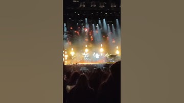 Thumbnail of Melendi - Un violinista en tu tejado, 1ª parte (Directo). O Son do Camiño, Santiago 2021