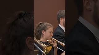 Žáci základních uměleckých škol s filharmoniky rozvířili hladinu Labutího jezera. 🎶 #shortvideo
