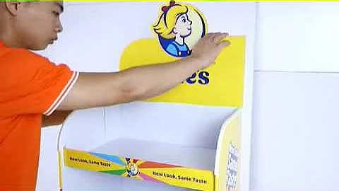 How to install the display stand.