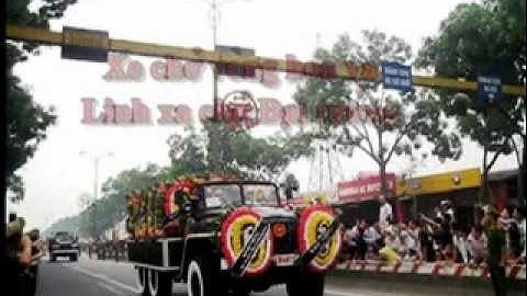 TIỄN ĐƯA ĐẠI TƯỚNG VÕ NGUYÊN GIÁP VỀ QUÊ MẸ QUẢNG BÌNH NGÀY 13/10/2013