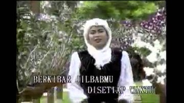 nida ria - jilbab putih
