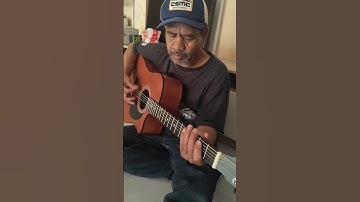 OI garis keras 🤟 #fingerstyle #guitar #iwanfals #bento