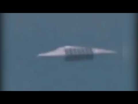 Video: En Gruppe UFO'er Blev Set Af øjenvidner I Hillsborough - Alternativ Visning
