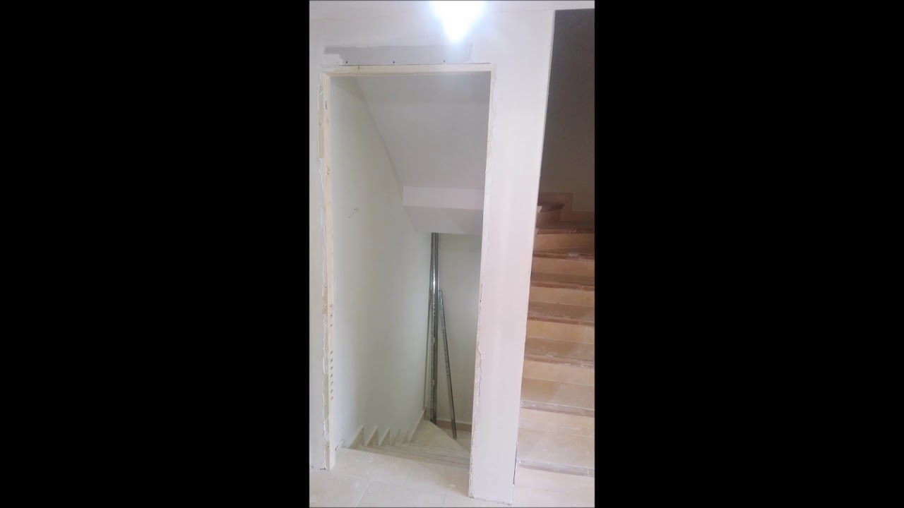 CERRAMIENTO DE ESCALERA CONSTRUCCIÓN DE DISPENSA - YouTube