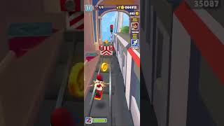 SUBWAY SURFERS TRAIN RUSH! Running Between Trains #gameplay #games screenshot 5