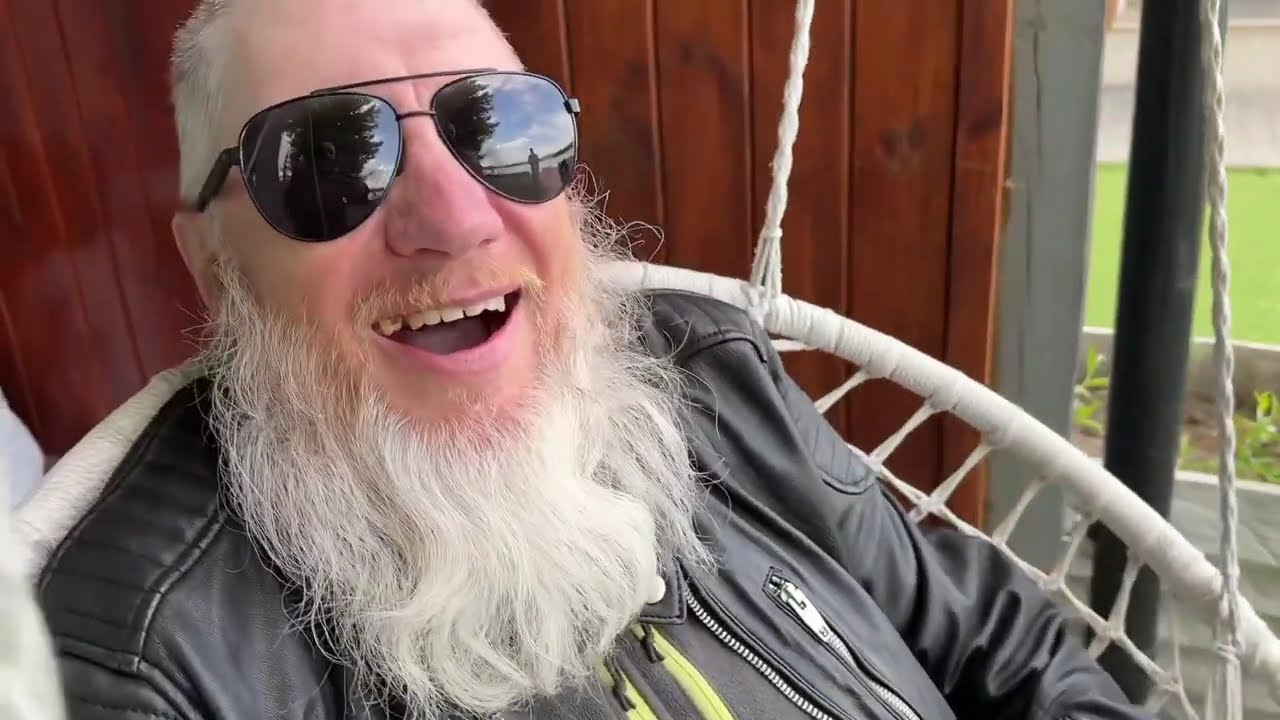 ДЕНЬ РОЖДЕНИЯ ЭКИ и ЖЕКИ! Пьяные ВЕЛОСИПЕДИСТЫ вот ЭТО СЮРПРИЗ!