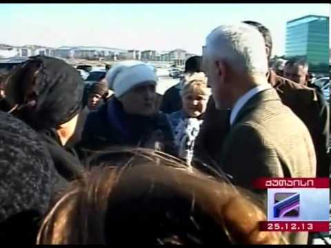 რაშია საქმე ნეტავ დუმბაძე???