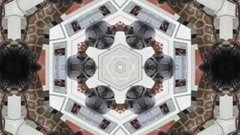 Sarasvati: »Walking Through Extended Mandala« (2009)